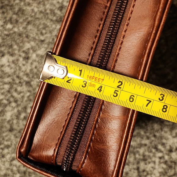 Finpac Vegan Leather Bible case β Beautiful β Vegan Leather bookmark,incl. β NEW - Picture 12 of 16